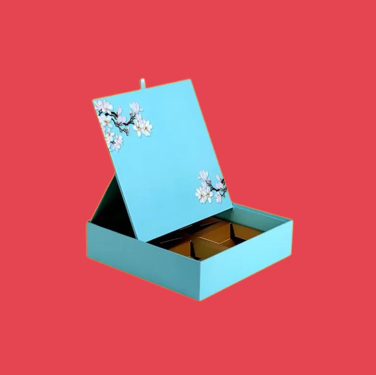 Custom Unique Shaped Cake Boxes