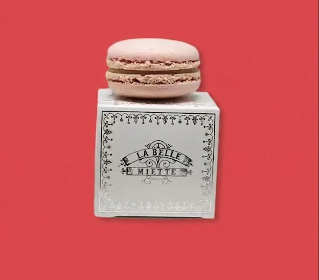 Custom Single Macaron Boxes