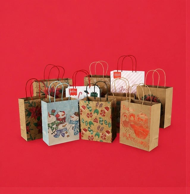 Custom bags with serrated top